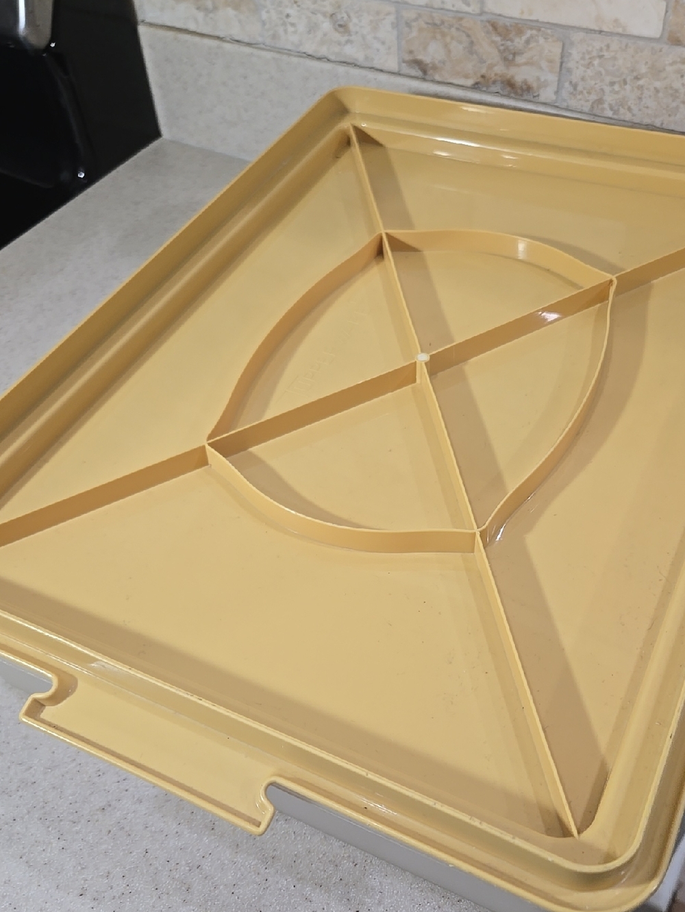 Vintage Tupperware Plastic Rectangular Sheetcake Storage - Picture 5 of 14